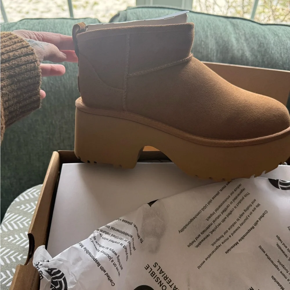 UGG Women's Brown Platform Ankle Boots - Picture 2 of 3